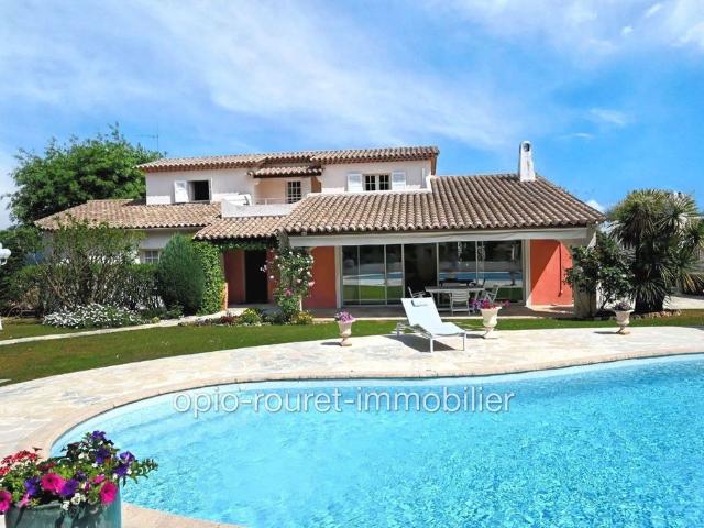 Villa de luxe de 8 pièces en vente Le Rouret, Provence Alpes Côte d'Azur
