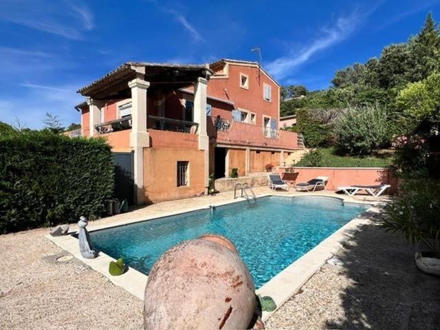 Villa de luxe de 8 pièces en vente Roussillon, Provence Alpes Côte d'Azur