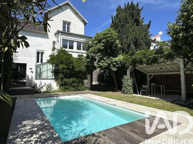 Villa de luxe de 9 pièces en vente Nantes, Pays de la Loire