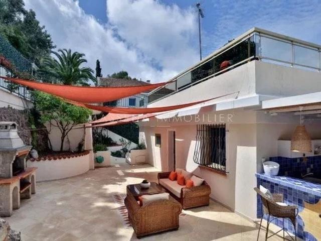 Villa de luxe de 9 pièces en vente Nice, Provence Alpes Côte d'Azur