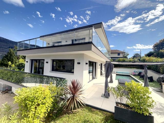 Villa de luxe de 9 pièces en vente Brison Saint Innocent, France