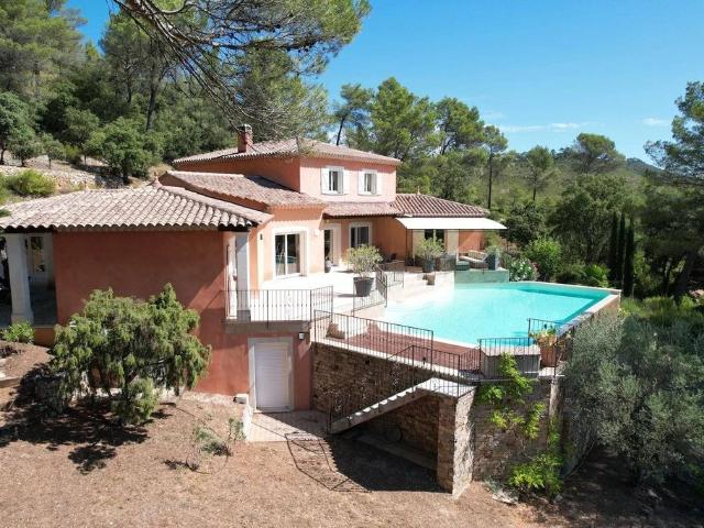 Villa de luxe de 9 pièces en vente Correns, Provence Alpes Côte d'Azur