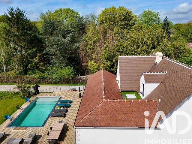 Villa de luxe de 9 pièces en vente Grosrouvre, Île de France