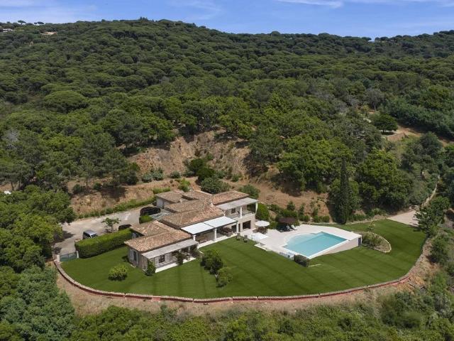Villa de luxe de 9 pièces en vente La Croix Valmer, France