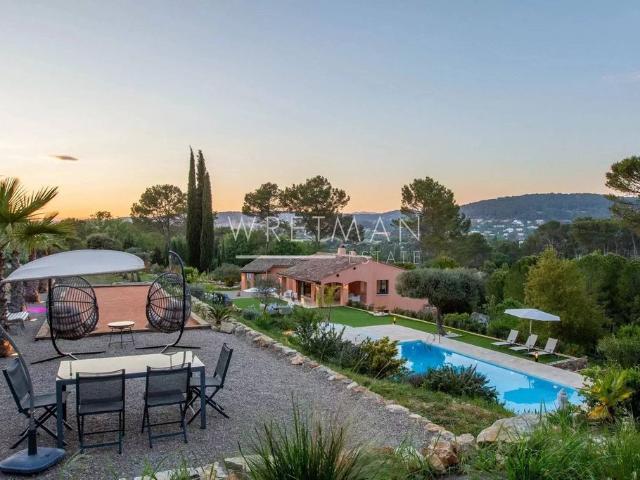Villa de luxe de 9 pièces en vente Lorgues, France