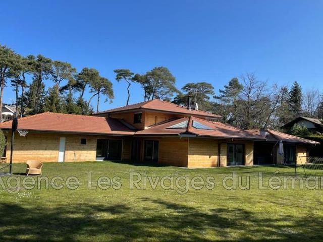 Villa de luxe de 9 pièces en vente Sciez, Auvergne Rhône Alpes