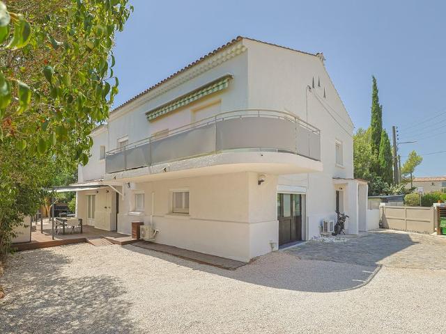 Villa de luxe de 9 pièces en vente Toulon, France