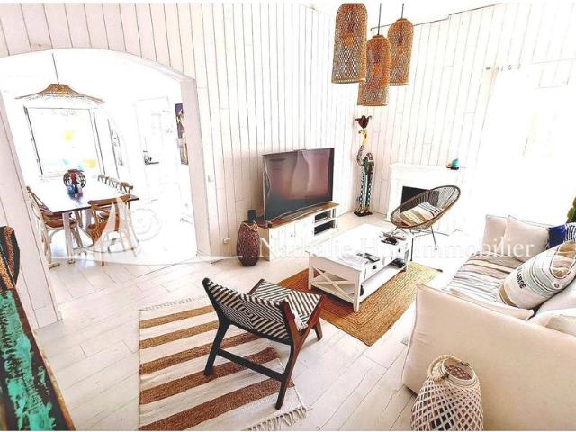 Villa de luxe de 6 pièces en vente Canet Plage, France