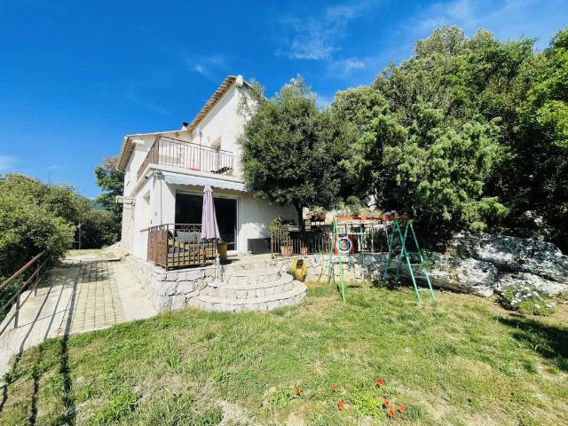 Villa de luxe de 3 pièces en vente Peille, Provence Alpes Côte d'Azur