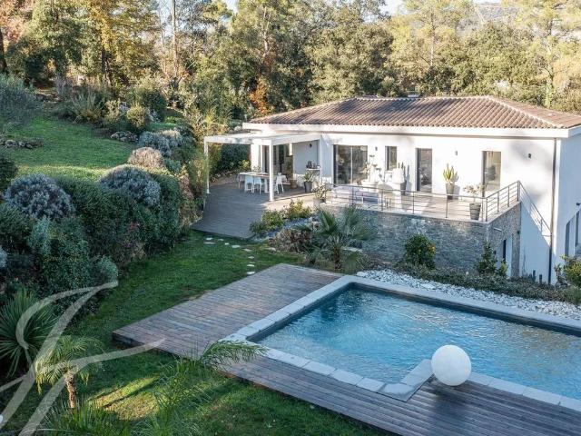 Villa de luxe en vente Roquefort les Pins, Provence Alpes Côte d'Azur