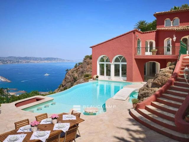 Villa de luxe en vente Théoule sur Mer, Provence Alpes Côte d'Azur