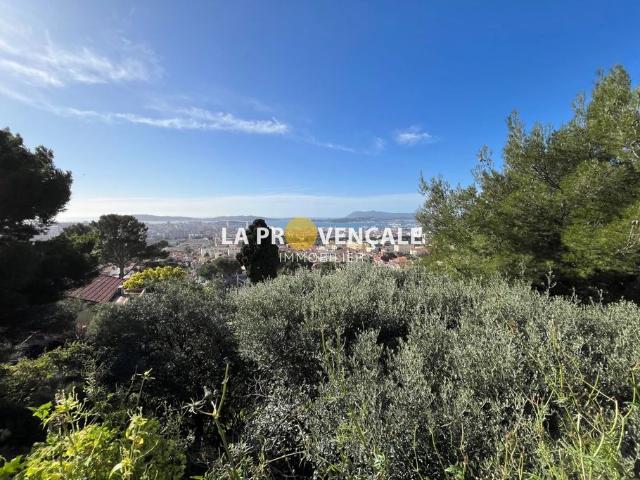 Villa de luxe de 6 pièces en vente Toulon, Provence Alpes Côte d'Azur