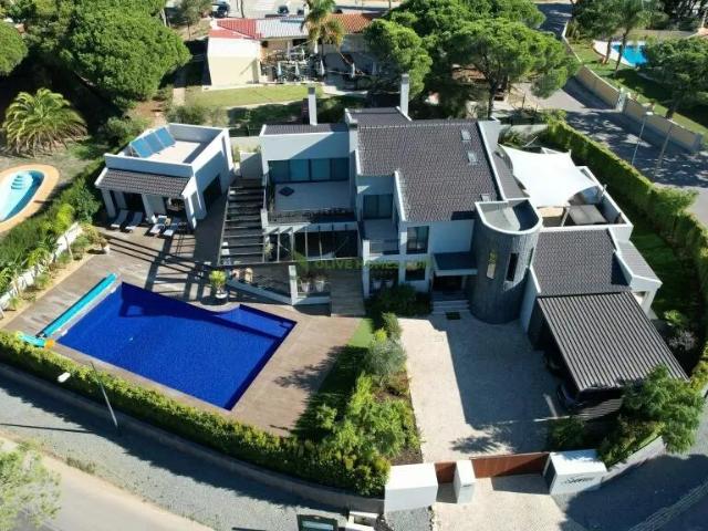 Villa de luxo com 7 quartos à venda no Vila Sol Golf Resort Portugal