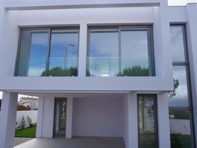 Villa de luxo T3, em construção em Gouveia, Sintra 237m² Sintra São Martinho