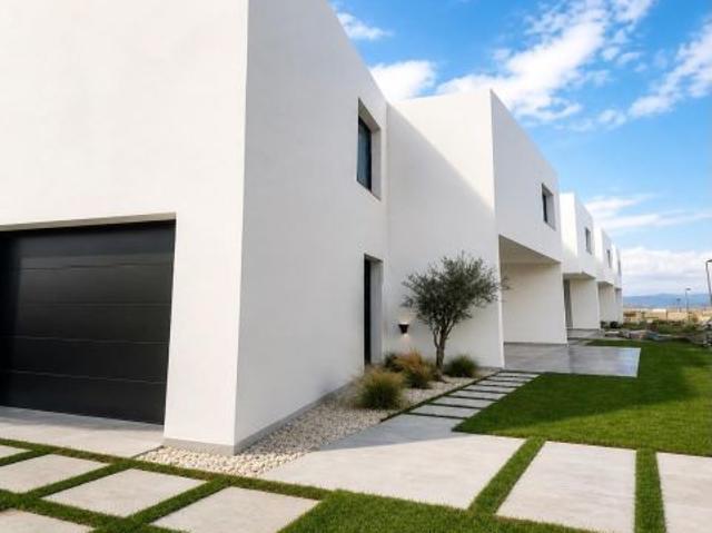 Villa de obra nueva con piscina privada en La Oliva, Fuerteventura — Kenthia Luxury Villas