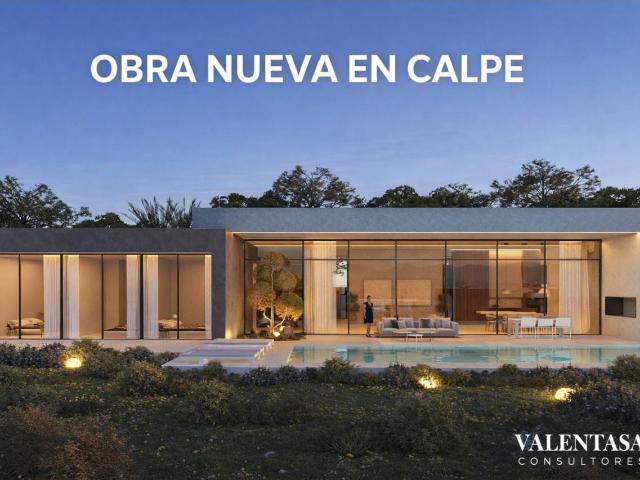 Villa de obra nueva en Calpe con piscina privada, parcela 800 m² y a 1,3 km del mar