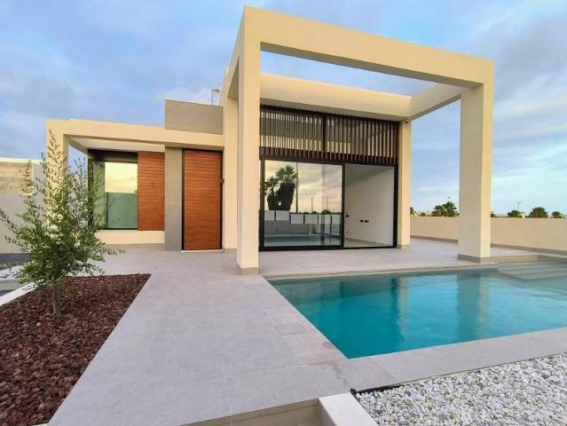 Villa De Obra Nueva En Rojales Villa moderna de obra nueva e. 273m² Rojales