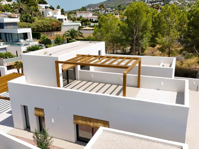 Villa de Obra Nueva en Teulada, Costa Blanca 5 Dormitorios, Piscina Privada, Cerca del Mar