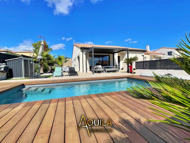 Villa de plain pied avec piscine