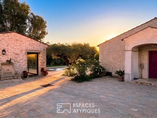 Villa de plain pied avec piscine et appartement indépendant 238m² Cogolin