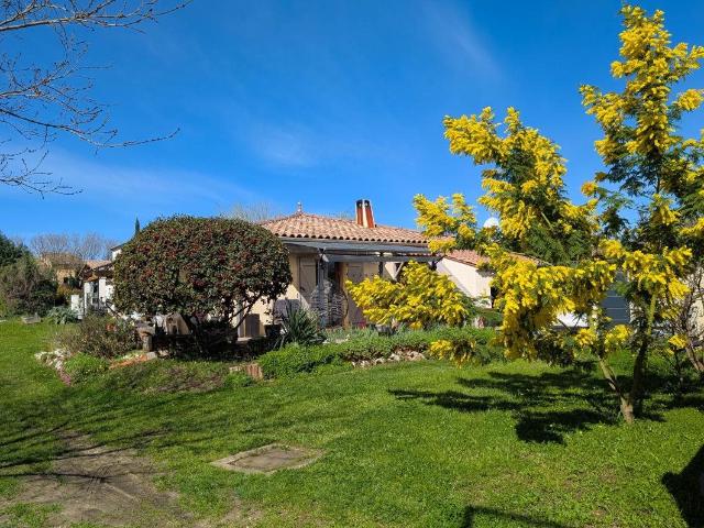 Villa de plain pied à vendre 92m² Uzès