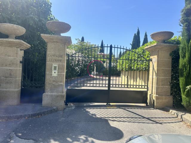 Villa de plain pied dans quartier résidentiel recherché Ai