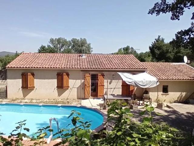 Villa de plain pied de 134 m2, 5 chambres au calme absolue