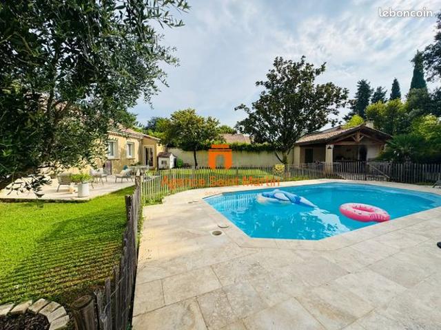 Villa de plain pied entièrement rénovée – Prestations haut de gamme – Quartier recherché au sud de Montélimar