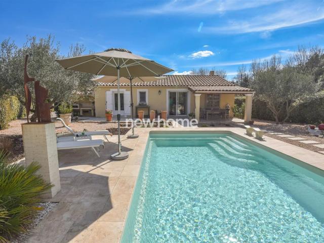 Villa de plain pied pleine de charme au cœur de la Provence 105m² Entrecasteaux