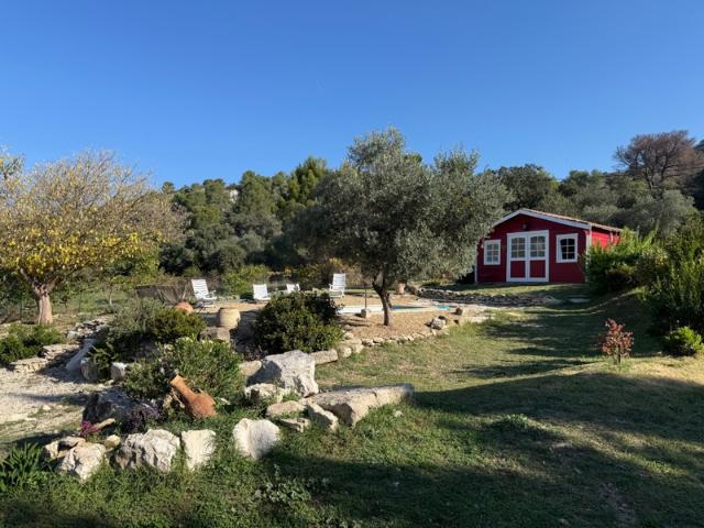 Villa de plain pied 8 pièces 187m² à Cheval Blanc