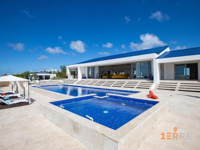 Villa de Prestige 6 Chambres 1000 m2, Piscine & Vue Mer à Te