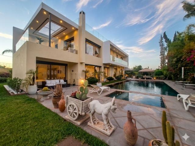 Villa de prestige a * * MAD / location