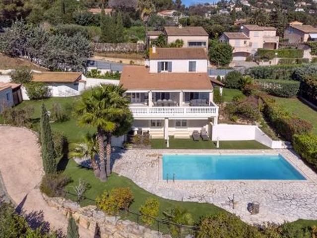 Villa de prestige à vendre sur La Croix Valmer