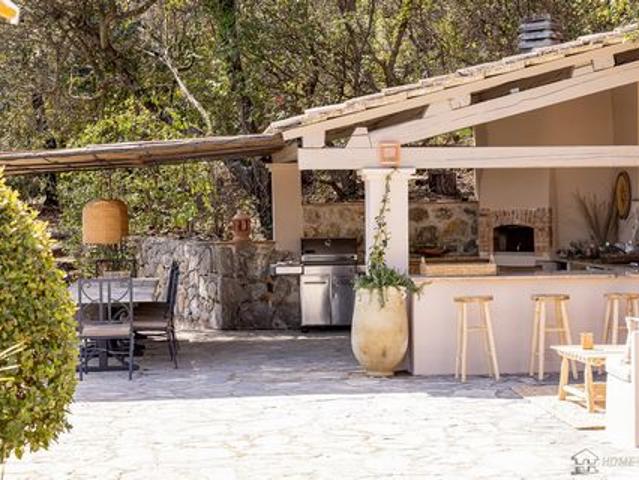 Villa de prestige à vendre sur Le Tignet