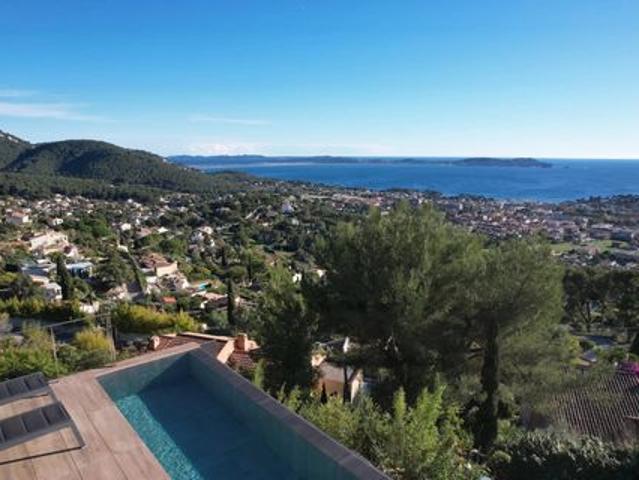 Villa de prestige en vente sur Carqueiranne