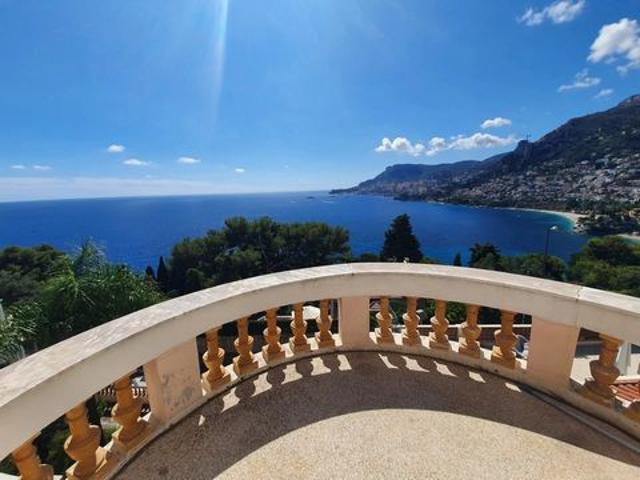 Villa de prestige à vendre sur Roquebrune Cap Martin