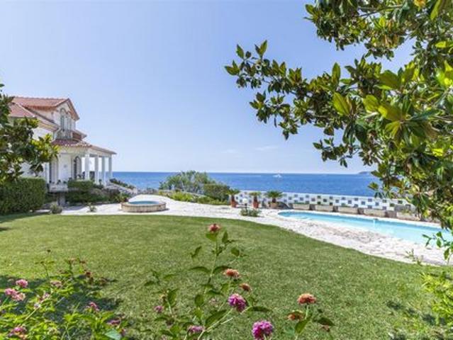 Villa de prestige à vendre sur Cap d'Ail