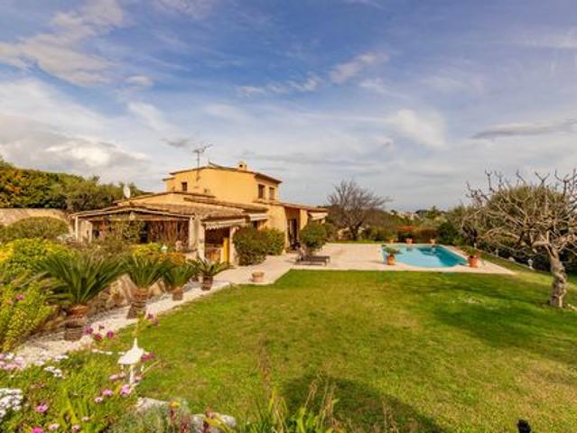 Villa de prestige à vendre sur Antibes