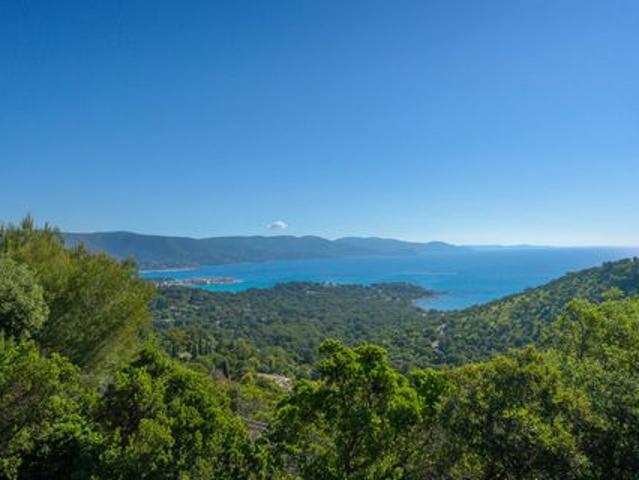 Villa de prestige à acheter sur Bormes Les Mimosas