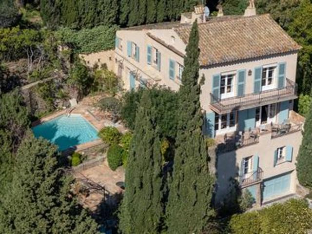 Villa de prestige à vendre sur Grimaud