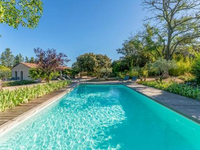 Villa de prestige en vente sur Eygalières