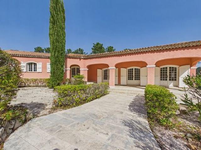 Villa de prestige à vendre sur Fayence