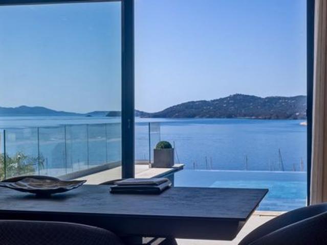 Villa de prestige à vendre sur Le Lavandou