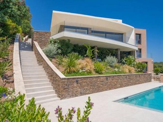 Villa de prestige à vendre sur Saint Raphaël