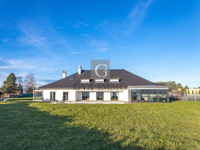Villa de Prestige avec Piscine et Vue Panoramique Exceptionnelle