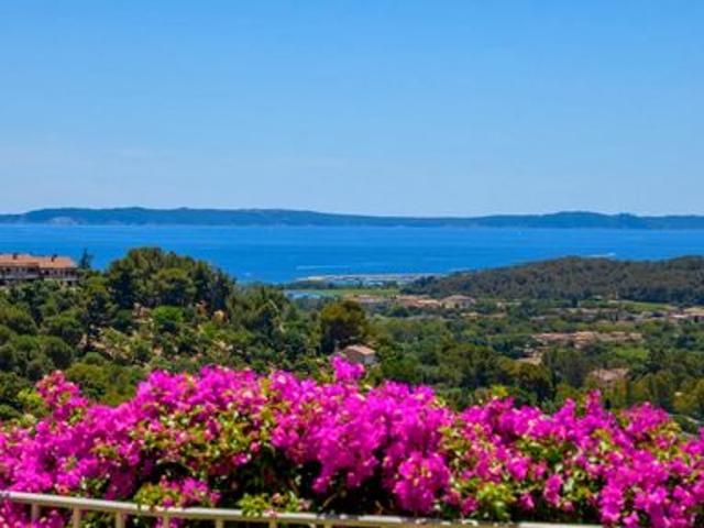 Villa de prestige en vente sur Bormes Les Mimosas