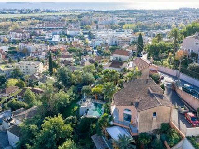 Villa de prestige en vente sur Mandelieu La Napoule