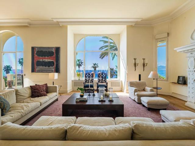 Villa de prestige en front de mer Cannes 407m² Cannes