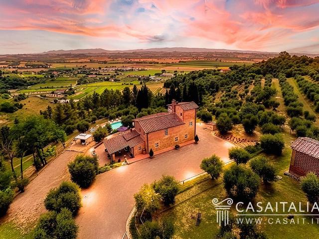 Villa del Poeta Xhm0 286m² Palaia