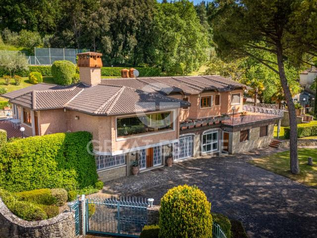 Villa Della Tomaia 840m² Arezzo